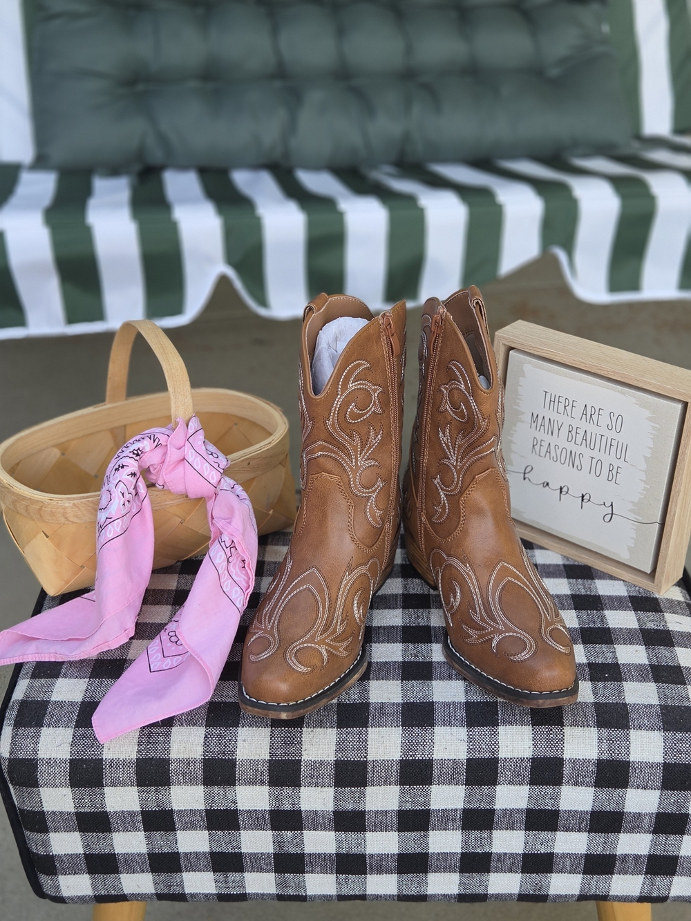 Dream Pairs Tan Embroidered Western Ankle Boots